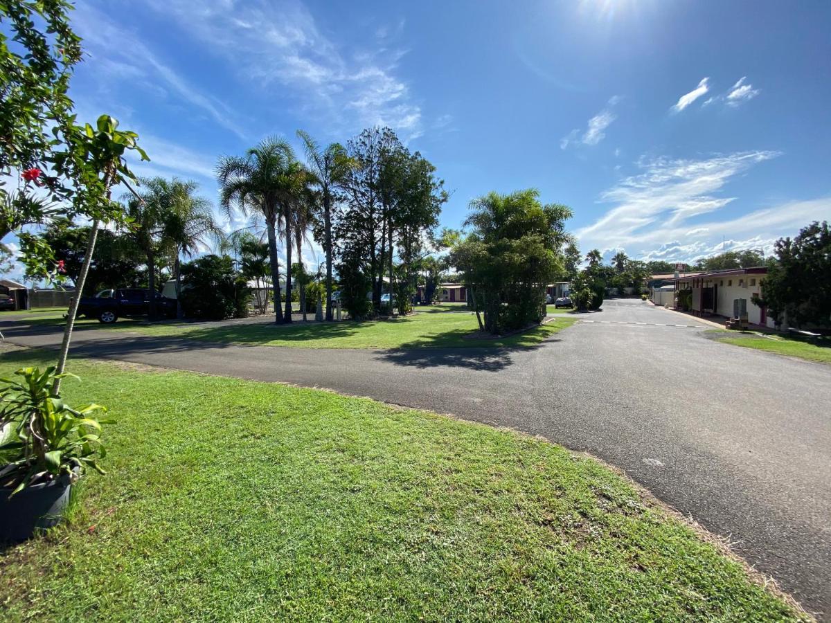 Bundaberg Park Village エクステリア 写真
